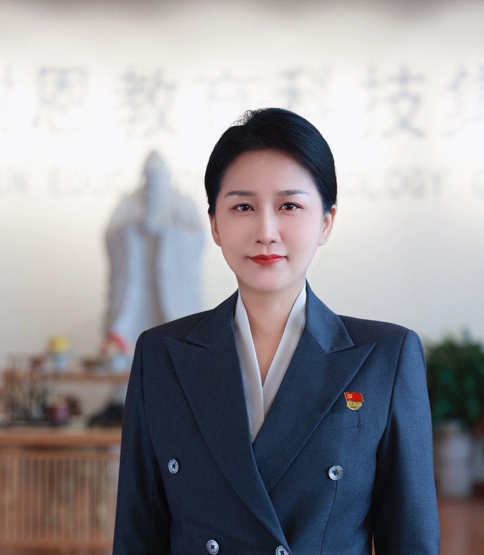 董事局黨委書(shū)記、副主席張冬冬